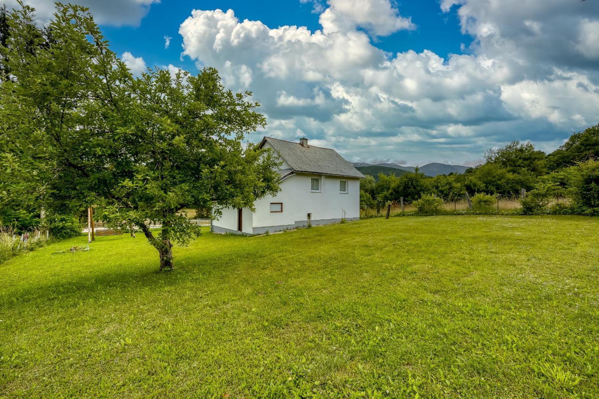 Holiday home Veki*** Korenica Dış mekan fotoğraf